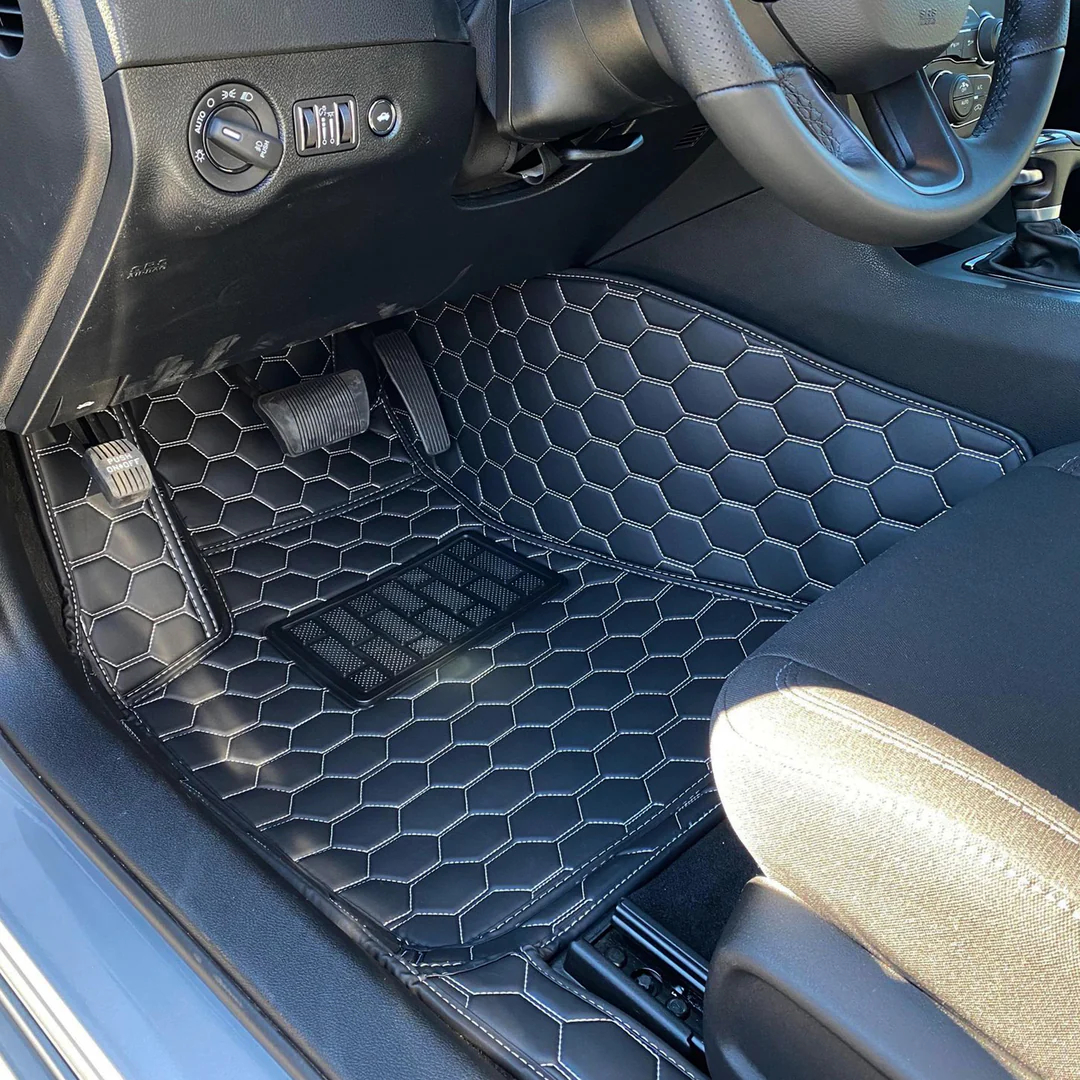 KustomInterior's tweet photo. This Charger interior just got a whole new attitude 😮‍🔥 big vibes only with @boat5.7

#kustom_interior #DodgeCharger #ChargerLife #ChargerInterior #InteriorUpgrade #MoparLife #CarMods #CarCulture #CustomInterior #MuscleCarVibes #CarReels #CarTok #BuildLife #CarCommunity https://t.co/Af3FtgvKOn