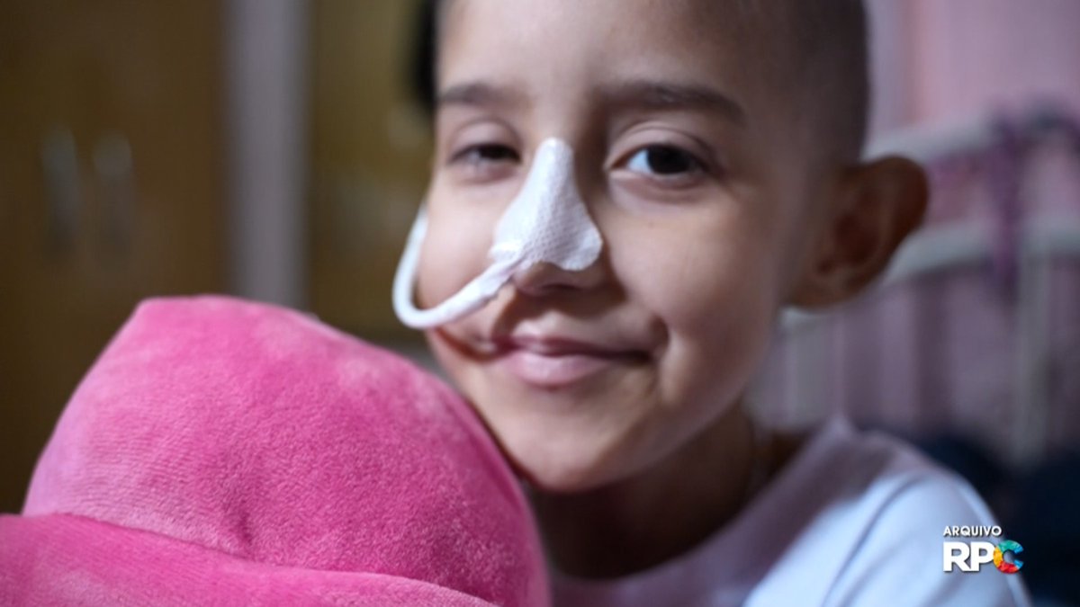 g1's tweet image. Morre Yasmin Amorim, menina com câncer que teve R$ 2,5 milhões destinados ao tratamento desviados por empresários glo.bo/6btn6gr #g1