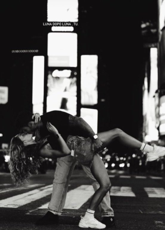 Luna dopo luna ❤️❤️❤️❤️❤️ #helevier #1annohelevier BUON ANNIVERSARIO +1 🇦🇷🇧🇷🫶🏻