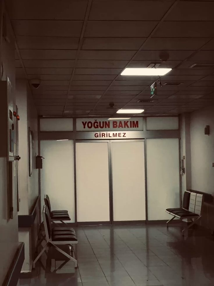 Allah kimseyi bu kapının önüne düşürmesin.