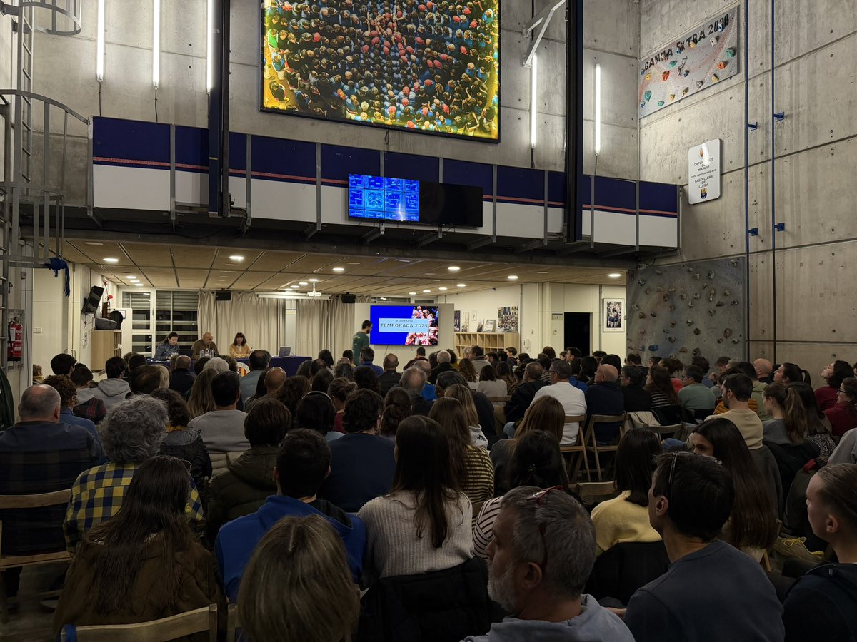 🗳️ Avui hem celebrat l'Assemblea General Ordinària.

✅ El president, Sergi Montero, i la Junta Directiva han estat aprovats per segon any consecutiu. 
✅ El cap de colla, Àlex Dorda, ha estat aprovat per segon any consecutiu. 

💙 Caminem units cap al 30è aniversari.

#castells