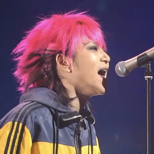 28年前の今日、hide with Spread Beaverとして Pop Jamに生出演【ROCKET DIVE】を披露した記念日