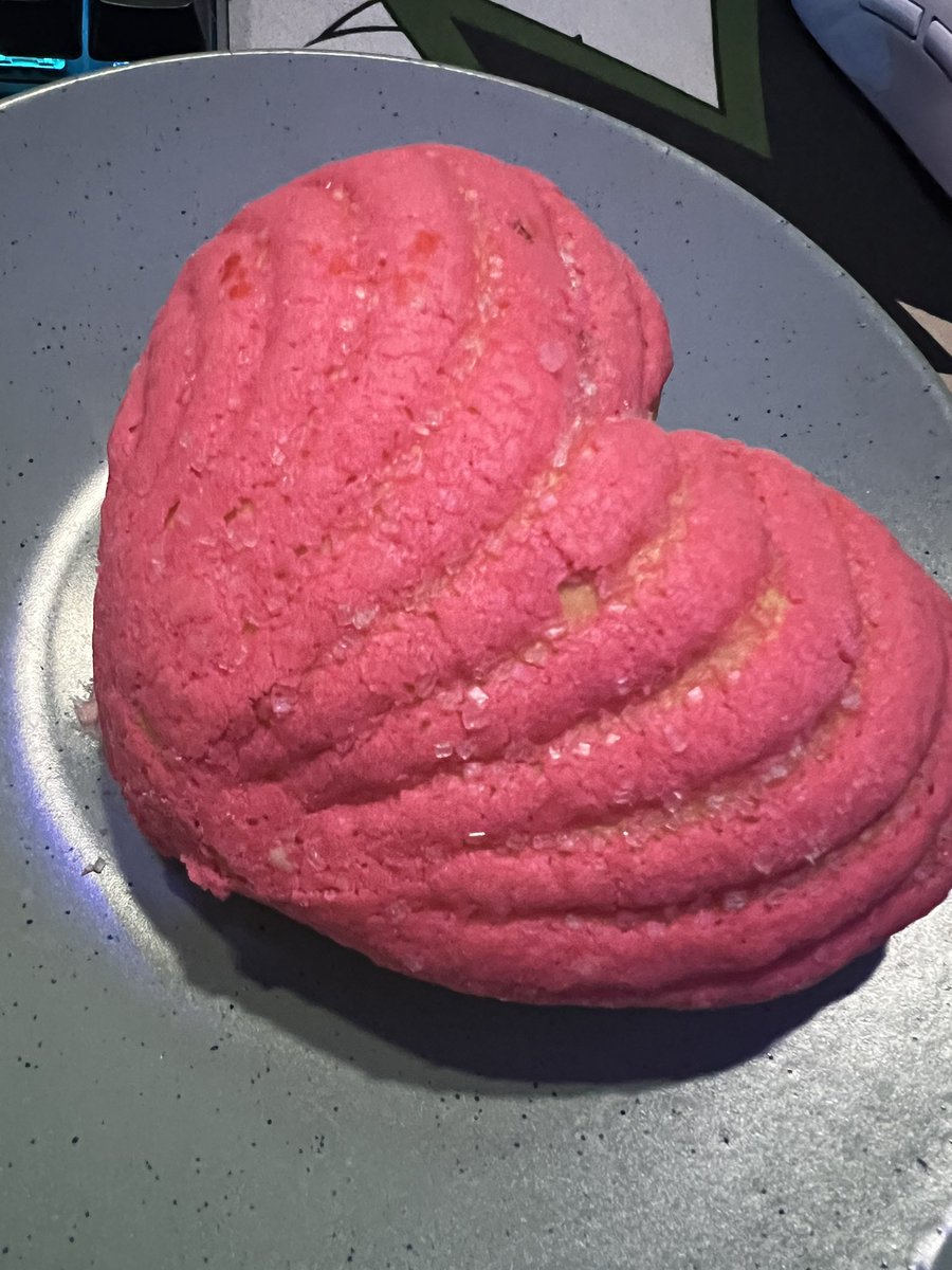 Roxanne🧸🔪 tweet media