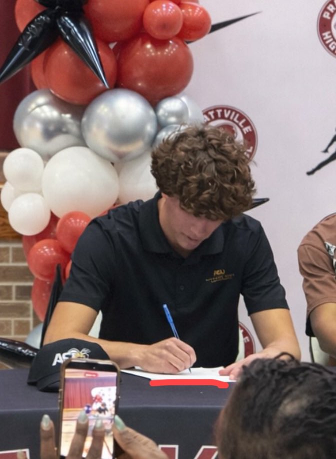 Paxton Genola tweet media