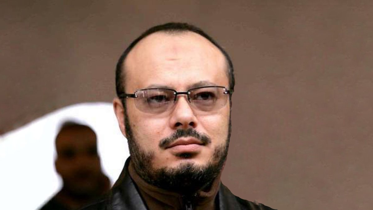 "سيف الإسلام قُتل غدراً وهو صائم" 🧵 1/ العائلة تقرر دفن سيف الإسلام في بني وليد الجمعة تقديراً لمواقف المدينة. 2/ الساعدي يدعو المناصرين للالتزام بالقانون والنظام العام خلال مراسم التشييع. nmanews.com/2026/02/07/%d9…