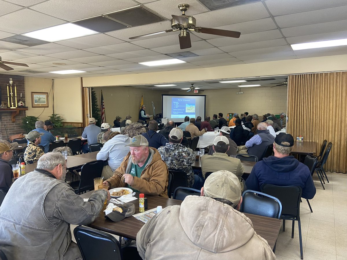 MPlumblee's tweet photo. Starting county meeting season off this week! Excellent meetings in Anderson and Kingstree, SC. Next week Lydia and Allendale. Find a meeting near you! https://t.co/1kTNmvyj1G. #corn #soybean #plant26 https://t.co/4v978twmz7