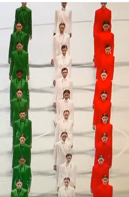 cuorenoir's tweet photo. @EmmanuelMacron If time for france to back to school and review what means style and fashion. https://t.co/u281a7kpSh