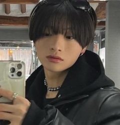 patrickkabasele's tweet image. 色が狭い 👽