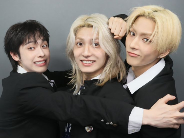 st4risr34l's tweet photo. 드가연 core https://t.co/b1Y478Apuc