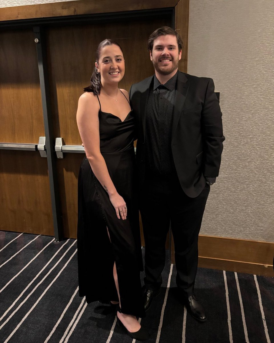 palmetto_wave's tweet image. Keys to Success, the conference, was about elevation. Being in a room full of high performers reinforces what it takes to compete at the next level. We left sharper and more motivated than ever to keep raising the bar. 💪
-
#keystosuccess #nashvilleconference #leadership