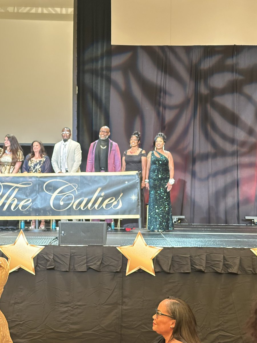 Linda L. Lopez tweet media