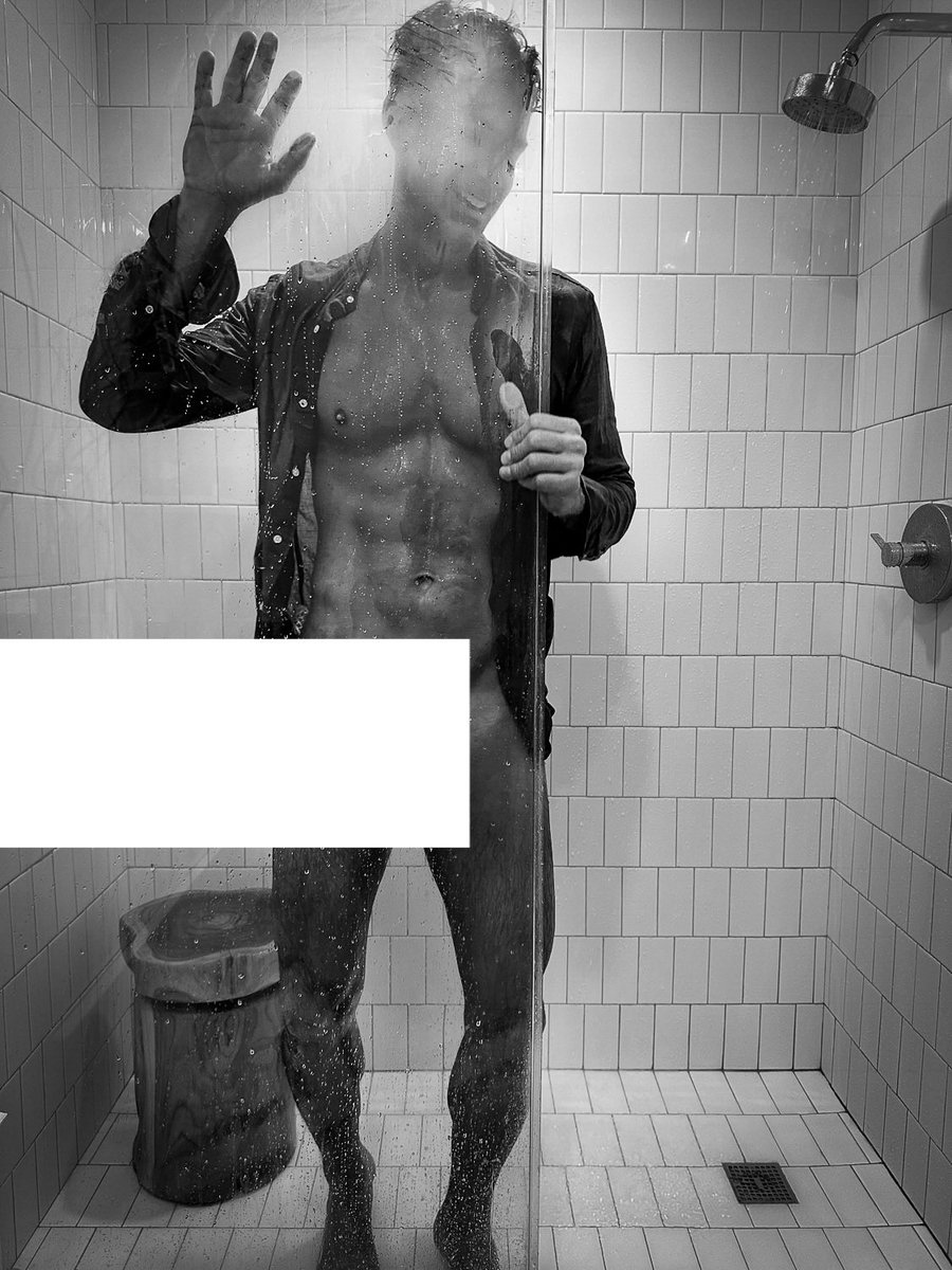 Ryan Young tweet media