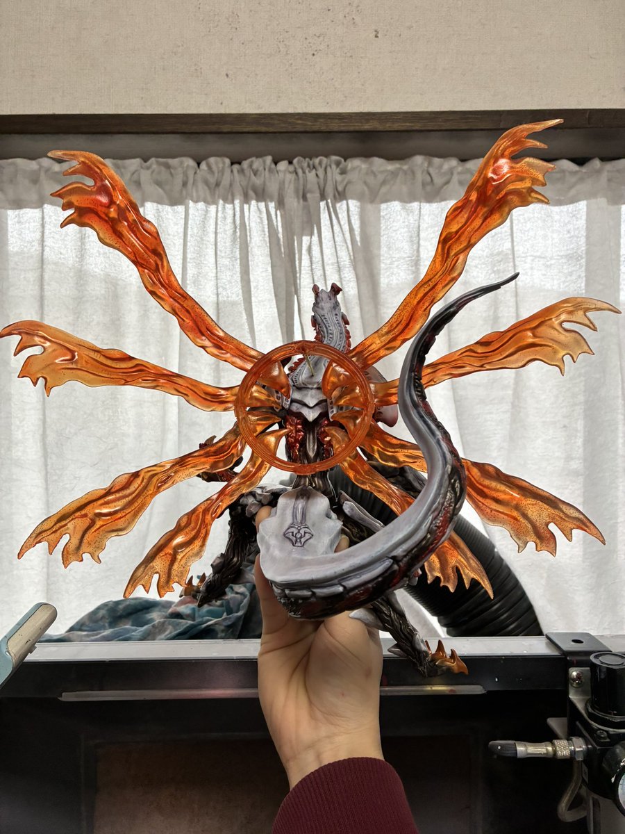 おぉ…w
あとは台座…