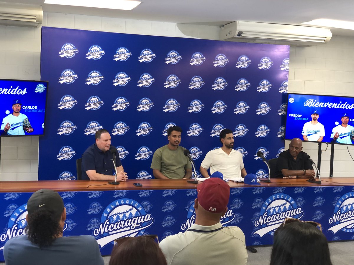 El día de hoy se realizó la Conferencia de prensa 📝 Presentación oficial de Freddy Zamora y Carlos Rodríguez ⚾️ para la <a href="/selebeisbolnic/">Selección de Nicaragua</a> 🇳🇮 
#EstadioNacionalSoberanía🏟️