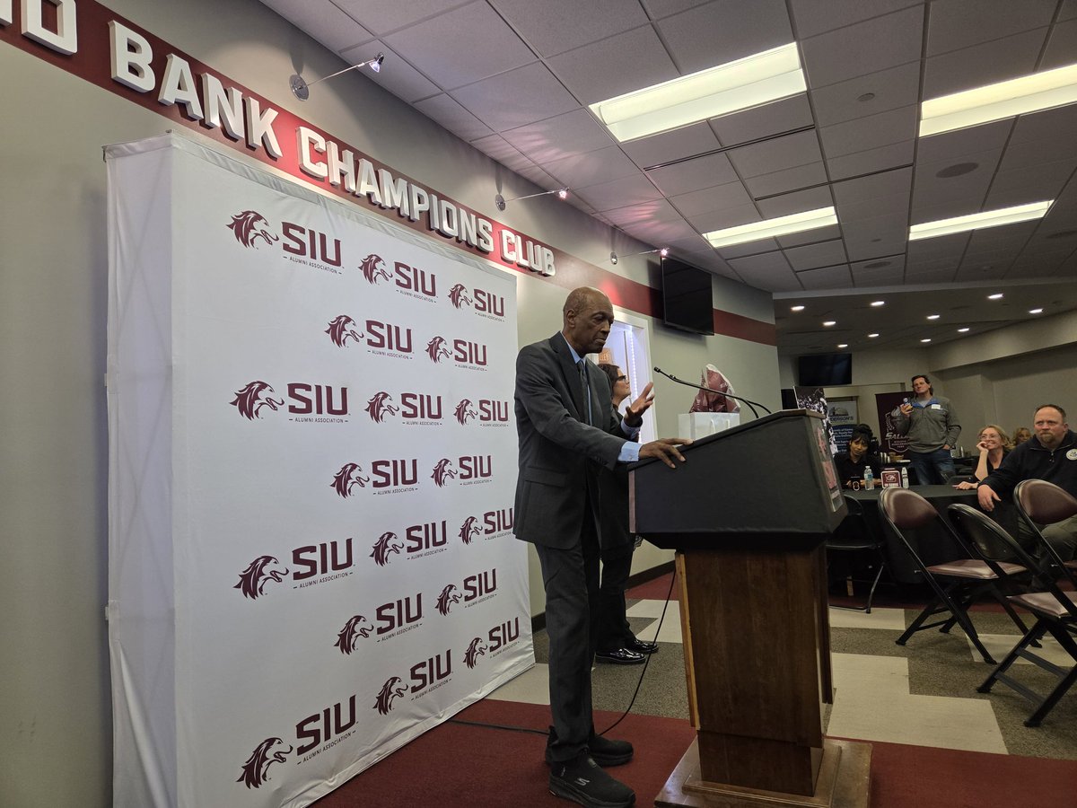 Mike Reis tweet media