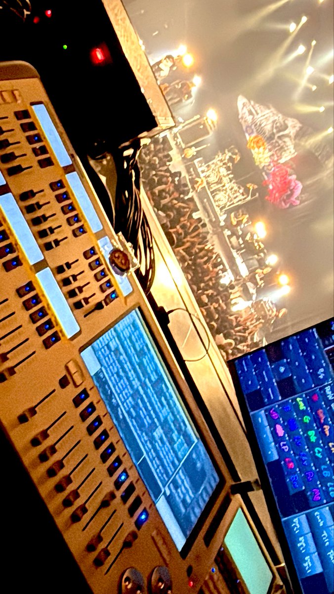 pyon_midori's tweet image. 昨日！
UnluckyMorpheus @ EX THEATER ROPPONGI
『Gate of Heaven』

ツアーファイナル🪽
ありがとうございました！
次は初夏だー！！
#UnluckyMorpheus
#あんきも