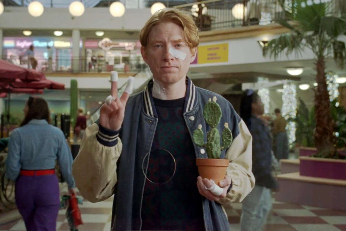 midsized_city's tweet photo. The voices are telling me to write a crack fic where Hux finds himself in a relationship with a cactus https://t.co/iNVCWE8UiX