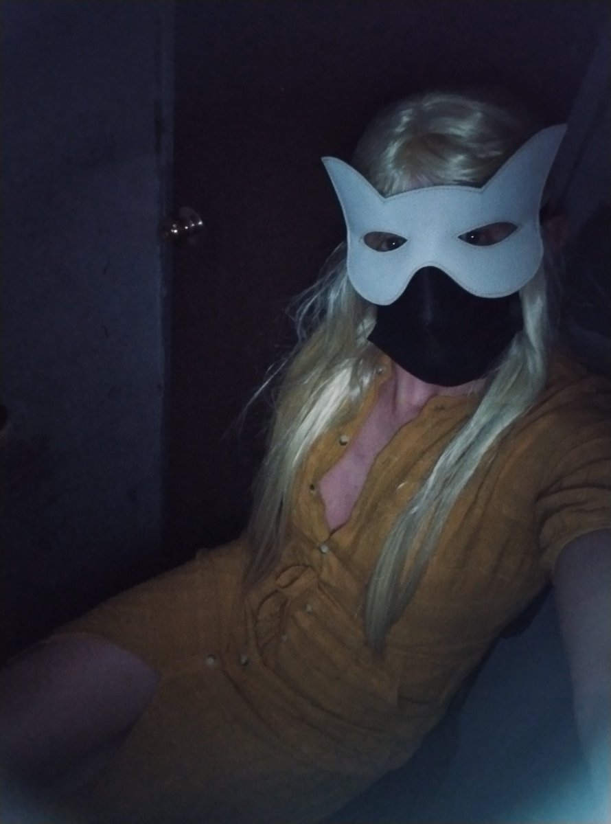 Aroma virtual tweet media