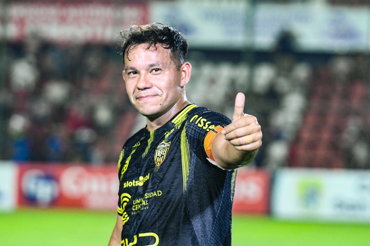 recoleta_club's tweet photo. 𝐕𝐀𝐌𝐎𝐒 𝐑𝐄𝐂𝐎 𝐐𝐔𝐄𝐑𝐈𝐃𝐎! 💛🖤 https://t.co/LeQB0ISg6H