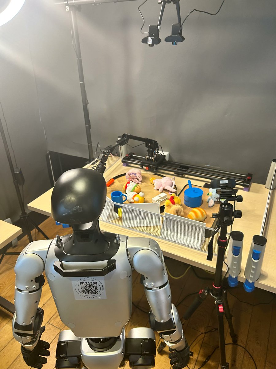 The best things in life are simple

like good coffee and teleoperating