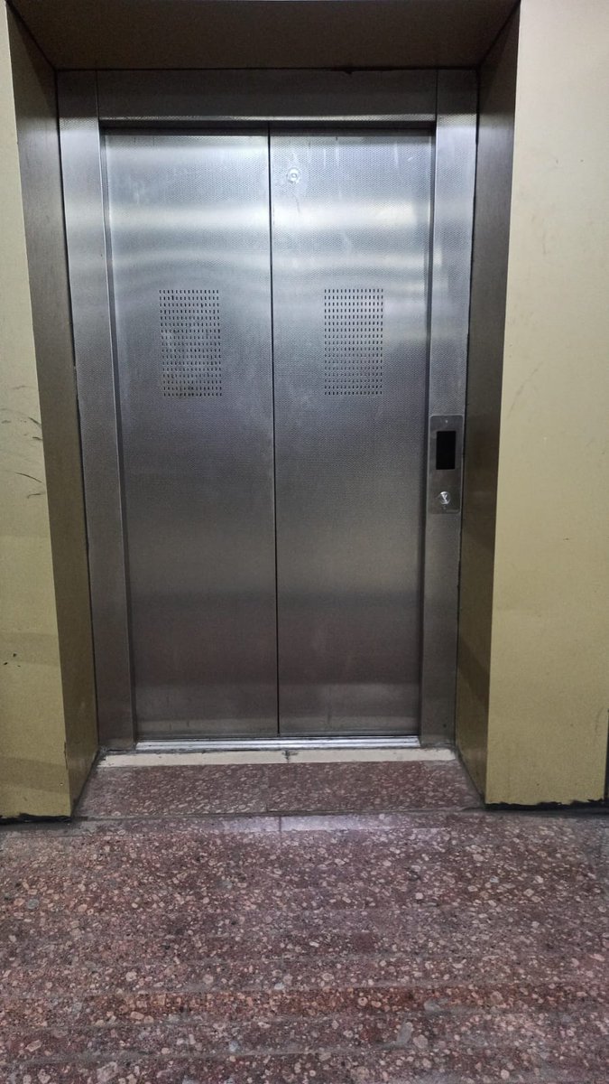 VirusesFight's tweet photo. @drmmumbaicr @RailwaySeva @srdencomumbaicr Lift at GTB Nagercoil Station not working is any problem? Please look into this matter ASAP and take necessary action against contactor https://t.co/Mtvftrk8aM