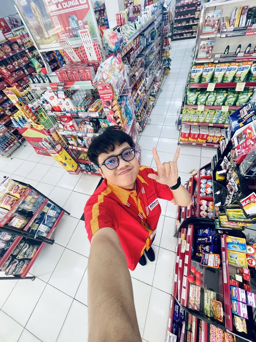 siapa yang weekend kerja? sayaaa