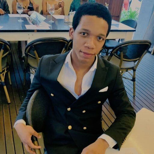 ISephara's tweet photo. Meet Andile Madlala, a 24 year old from Pietermaritzburg KZN, who completed his Honors degree in Science Education, Cum Laude. 

Andile qualified for but almost didn't persue his Masters degree because he lost his father in a car accident and couldn't afford to pay for studies. Fortunately, he received financial support from friends, neighbour's, family and university staff to fund his Masters Degree. He went on to graduate that Masters with a Summa Cum Laude🏅 

Today he is pursuing his PhD in Science Education. He plans to protect, advance and preservation African Indigenous Teaching methods and knowledge for rural area advancement.

Madlala has recently co-authored his first international research paper on Indigenous Knowlege. And will be publishing more research papers throughout his work 💫🏅 

Young, brilliant, and focused. 

The Youth truly are the future 💫👌🏽