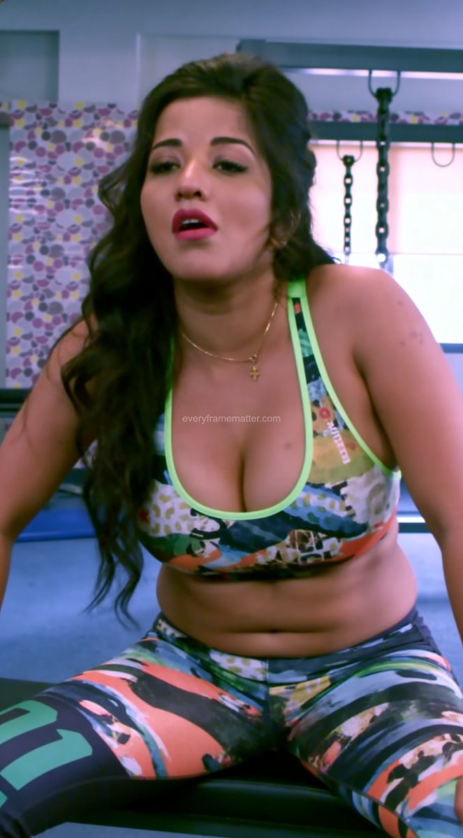 everyframer's tweet photo. Bhojpuri Monalisa ji 🔥💃 bahut sexy 4K UHD😍👄💦 too much hot🔥🔥 #Monalisa 😘💋🌶️ https://t.co/L0E6HrhkLj