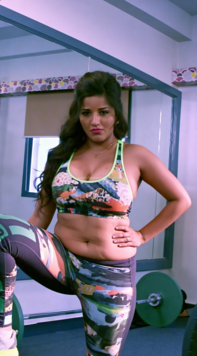 everyframer's tweet photo. Bhojpuri Monalisa ji 🔥💃 bahut sexy 4K UHD😍👄💦 too much hot🔥🔥 #Monalisa 😘💋🌶️ https://t.co/L0E6HrhkLj
