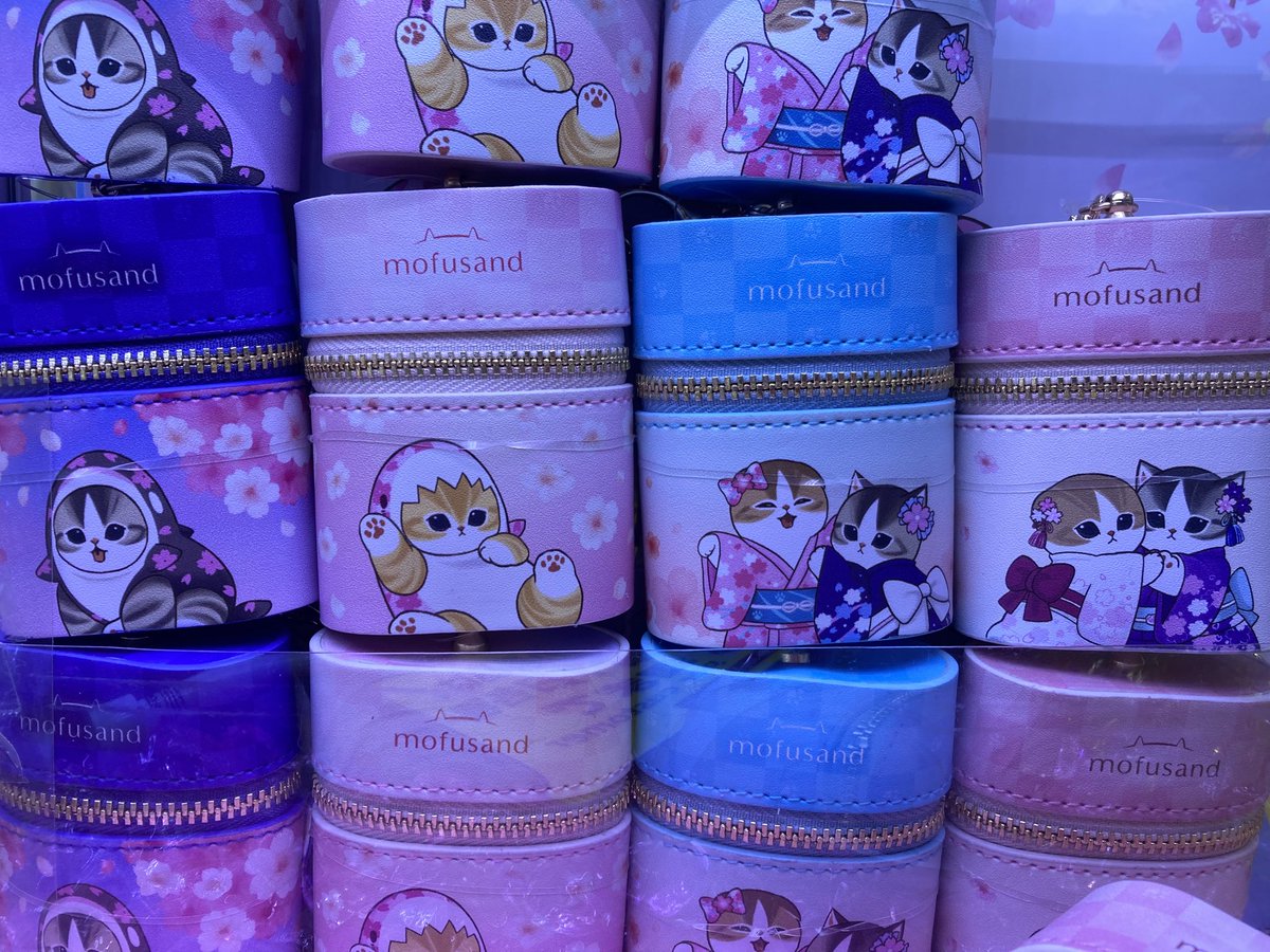 ふぁんふぁん✩.*˚ オーダー品 新景品】 mofusand スカーフチャーム付きポーチ 桜満開 #タイステ