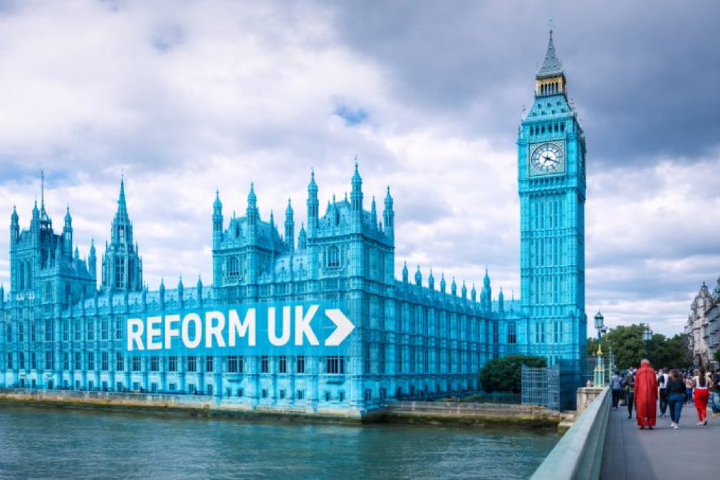 TrishHodkinson's tweet image. I’m voting for it!