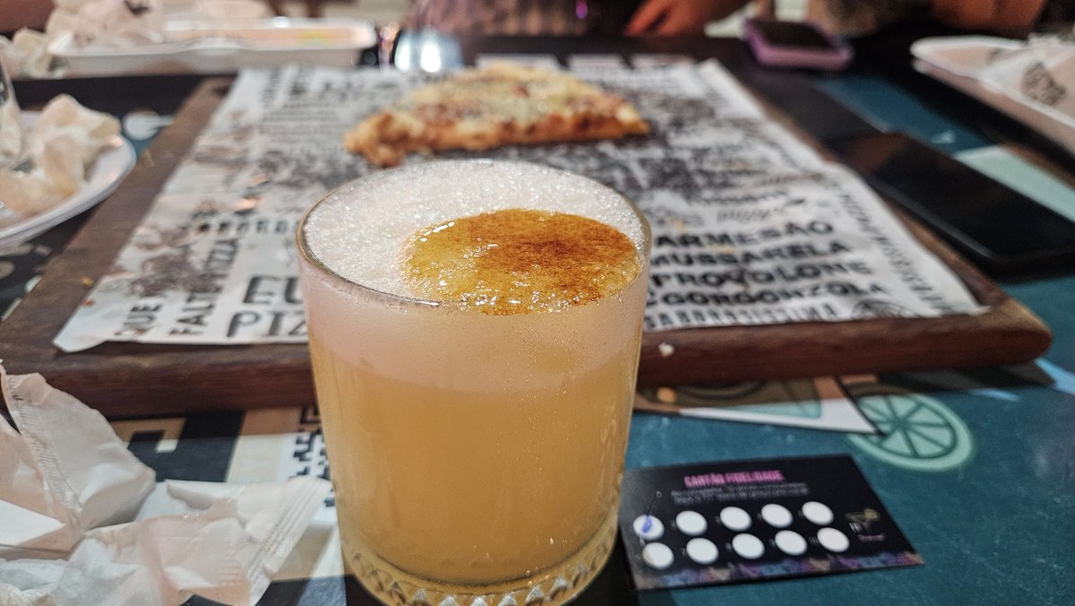 Romântico sem amor tweet media