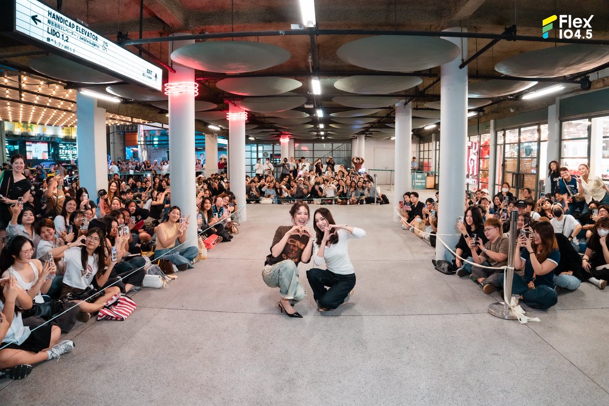 JUNE_NANNIRIN's tweet photo. ขอบคุณที่เกิดมาให้รัก ให้เราเจอกัน 
อยากขอบคุณจากใจที่มาหากันอีกครั้งนะคะ 💗

#Flex1045xEnjoyJune #JuneNannirin https://t.co/5n2q5N05PA