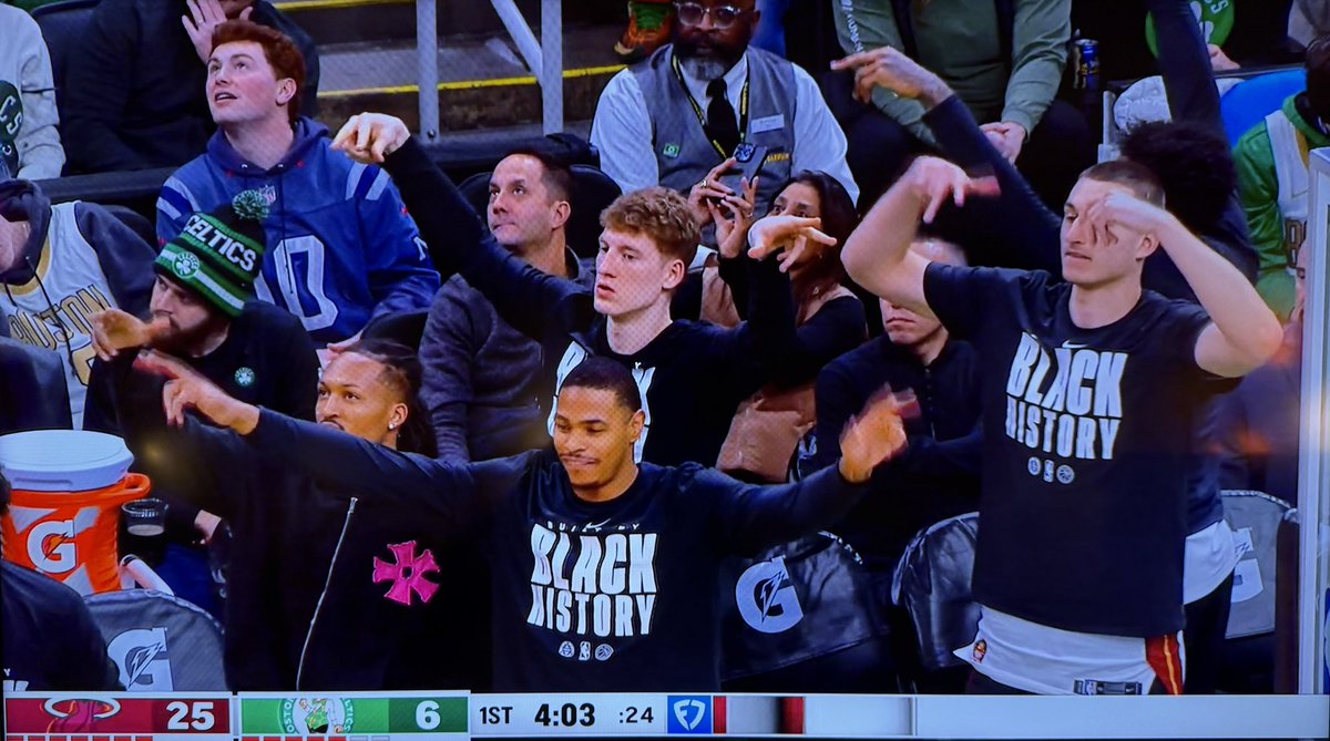 WayofCraig's tweet image. Who needs Giannis, vibes are high