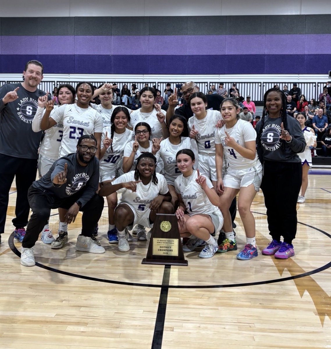 SunsetBisonAthletics tweet media