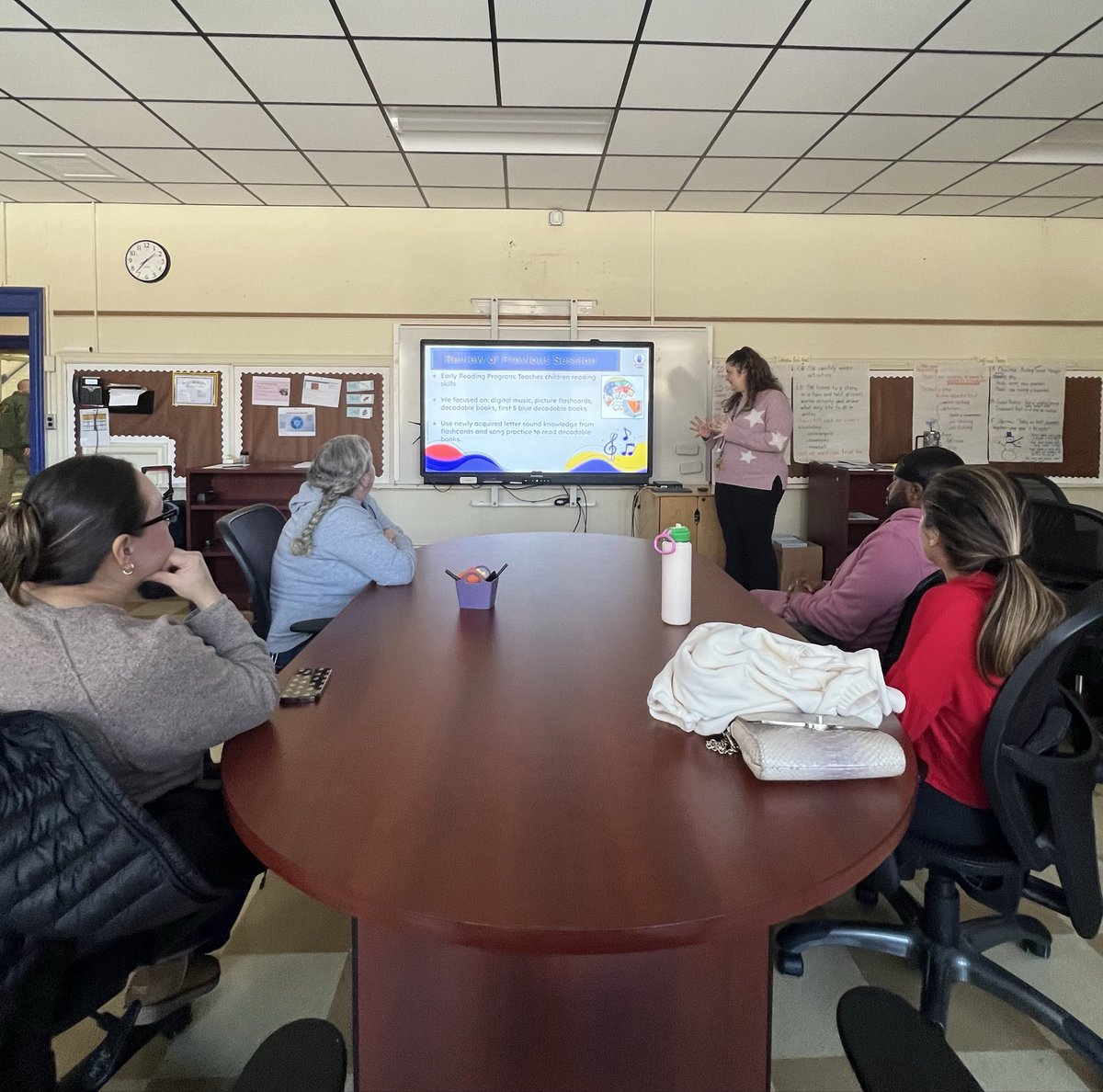 Amanda Cardona tweet media