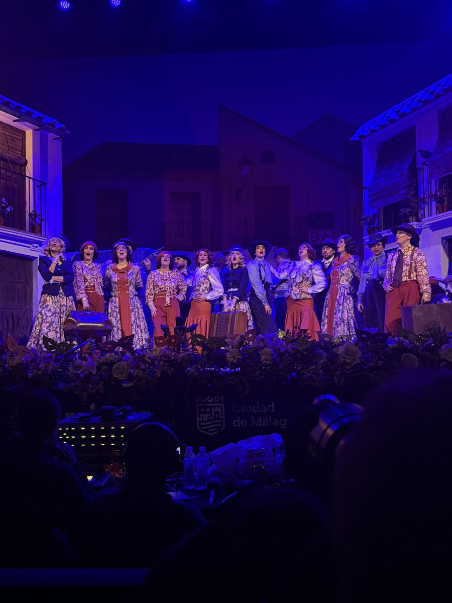 Diez años de no ver esto. No sabéis que emociónate es teneros en esas tablas #COACMLG