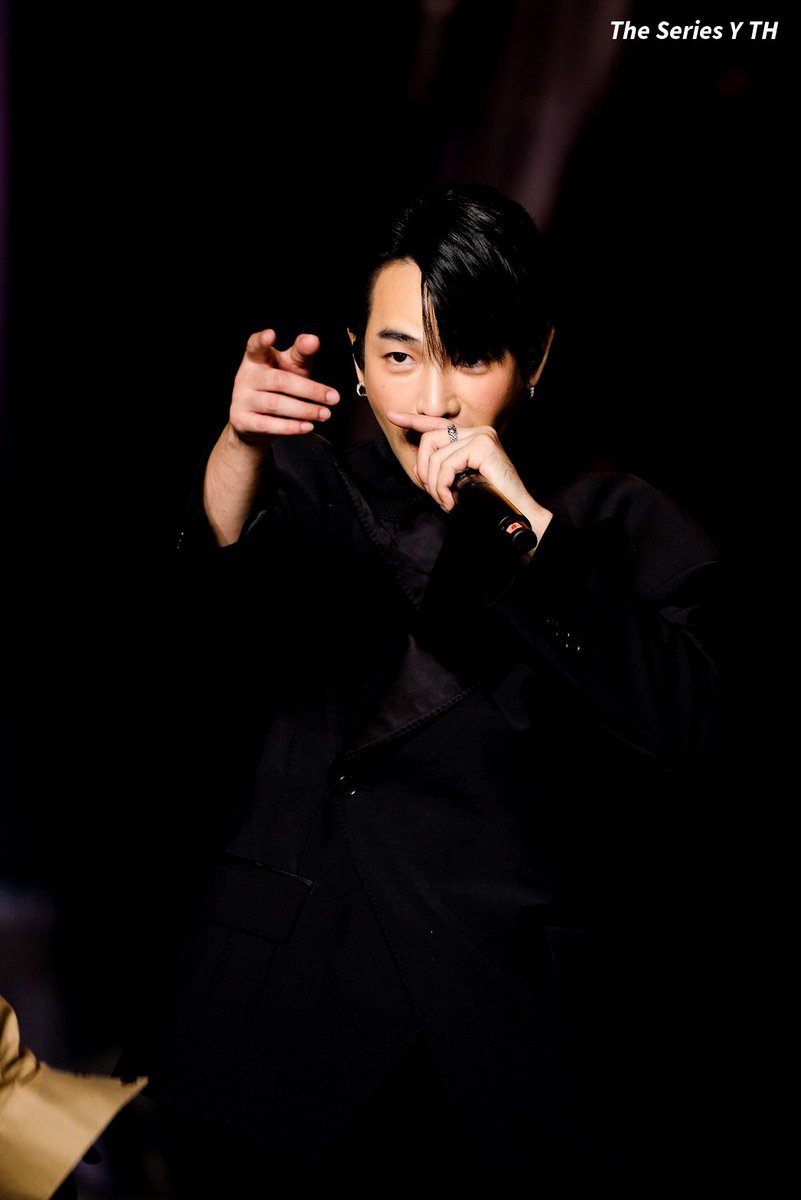 วันที่ 7 เดือน 2 วันดีของด้อม ด้อมนี้คือที่สุด รักกกก หัวหน้าด้อมหล่อ คาริสม่าแรงมาก ไปไหนไม่รอด อยู่ต่อยาวๆ ไปเลยซิจ๊ะ  จะดีมากถ้าวันนี้ไม่ต้องตื่นแต่เช้ามาทำงานน 555
#มอร์นิ่ง702
#เป๊กผลิตโชค
#PeckPaLitChoke