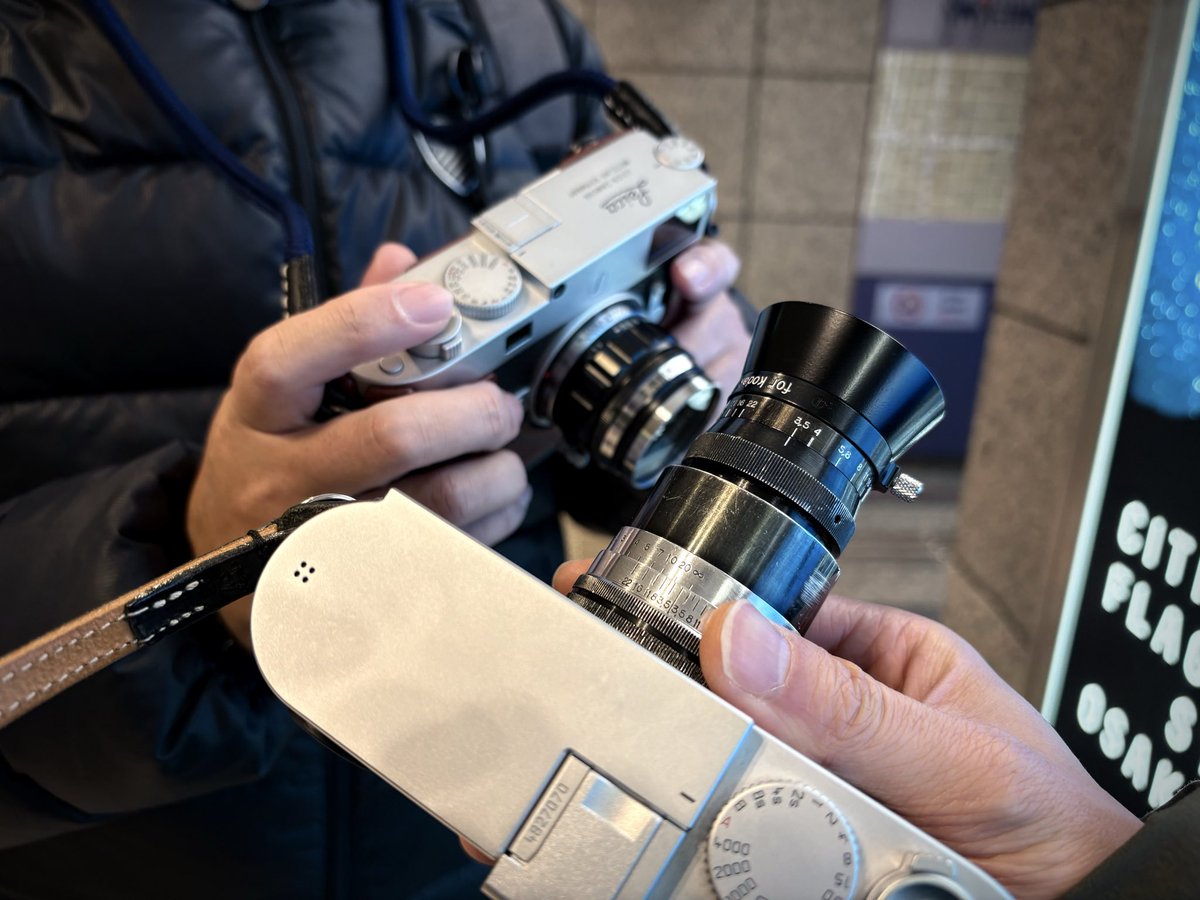 誰かに貰った頂き物の眼鏡 レンズをわざわざ入れが放置品 突然よく分からないレンズを渡された。