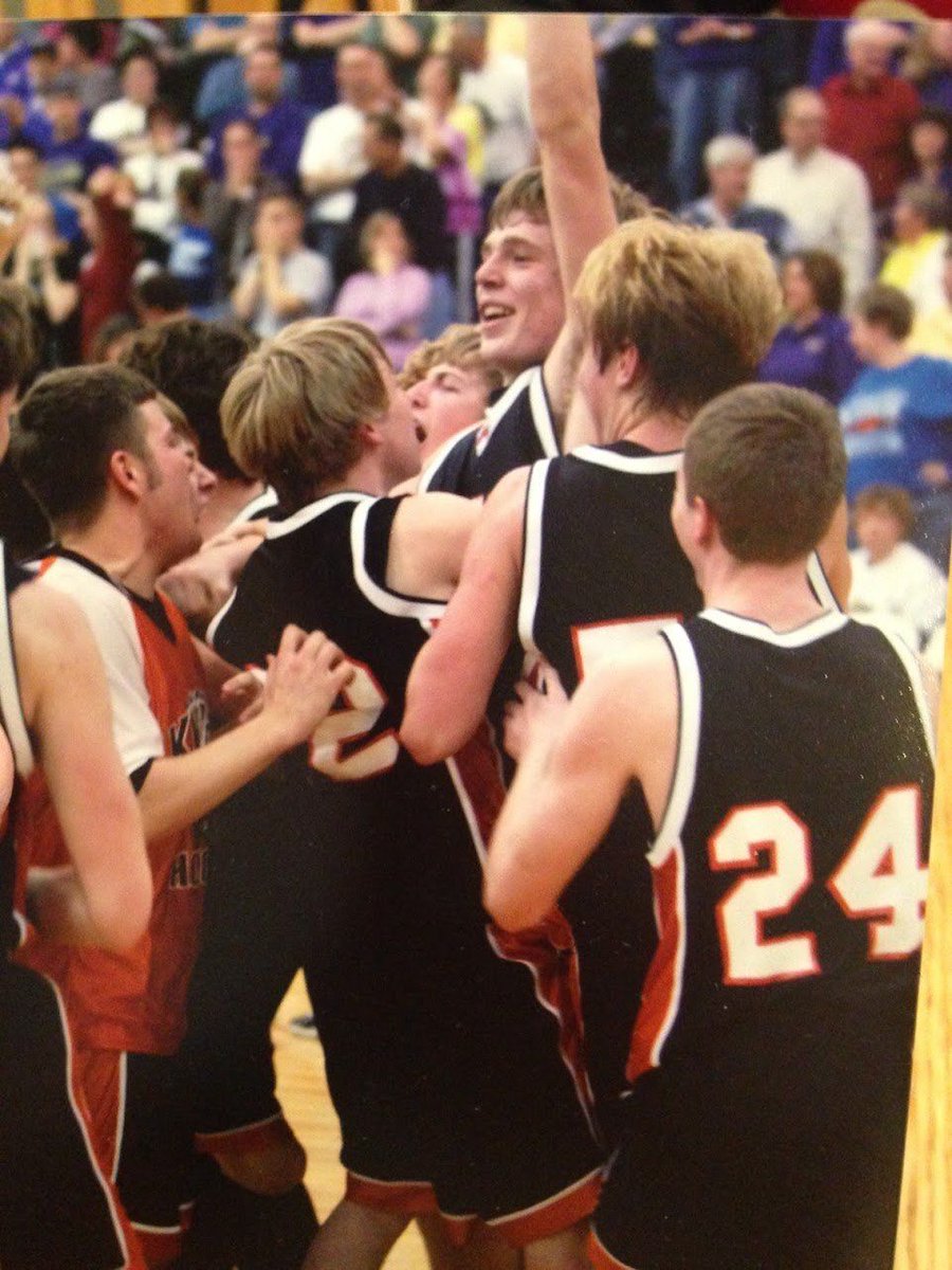 Suiting Up Varsity🟧 tweet media