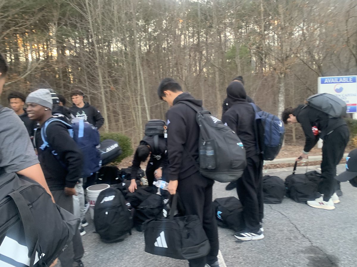 realfarleyfam's tweet photo. Just arrived… About to go hit. Game 1…… Saturday at East Cobb https://t.co/RlModvLoJ1