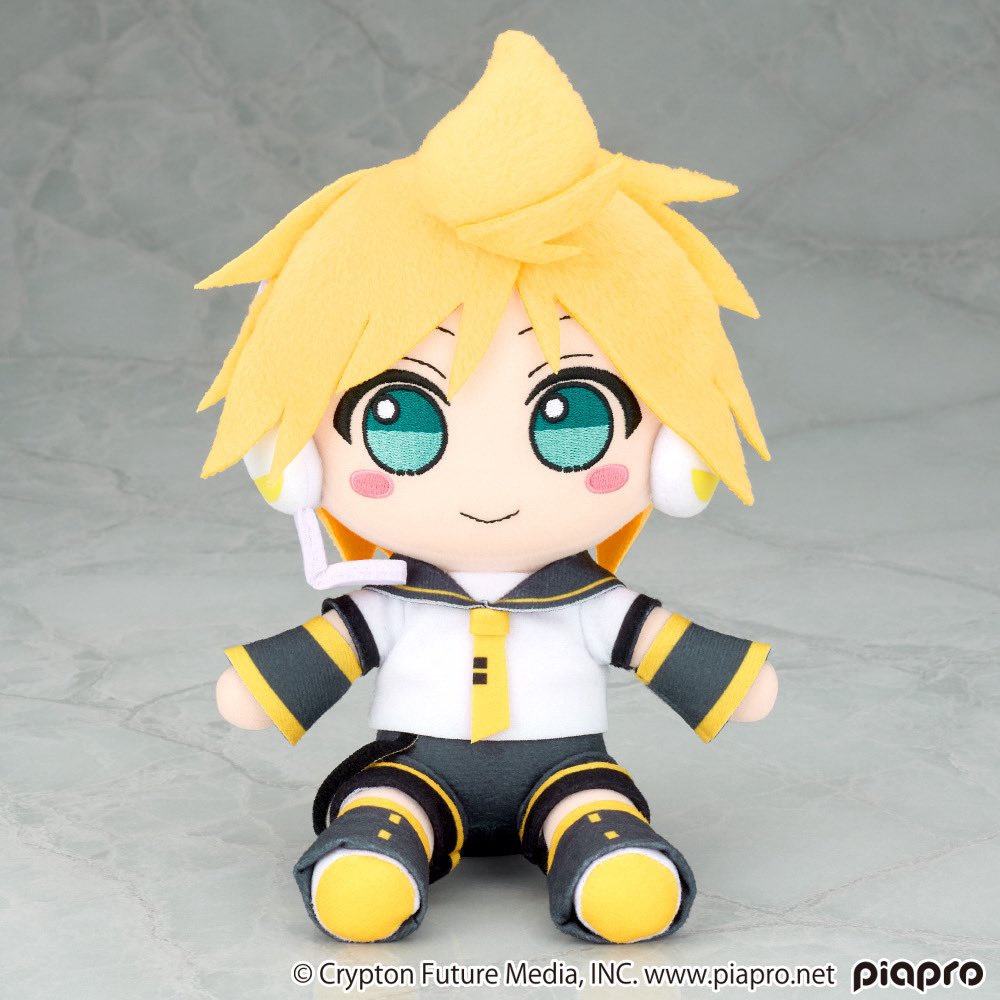 【SNOW MIKU 2026 Giftブース サンプル展示】
ピアプロキャラクターズ ぬいぐるみシリーズ
  【初音ミク SUPER PACK 
ver.】（17cmサイズ）ふもふもみく。すーぱーぱっくばーじょん。（いちななさいず）
【鏡音リン SUPER PACK ver.】（17cmサイズ）