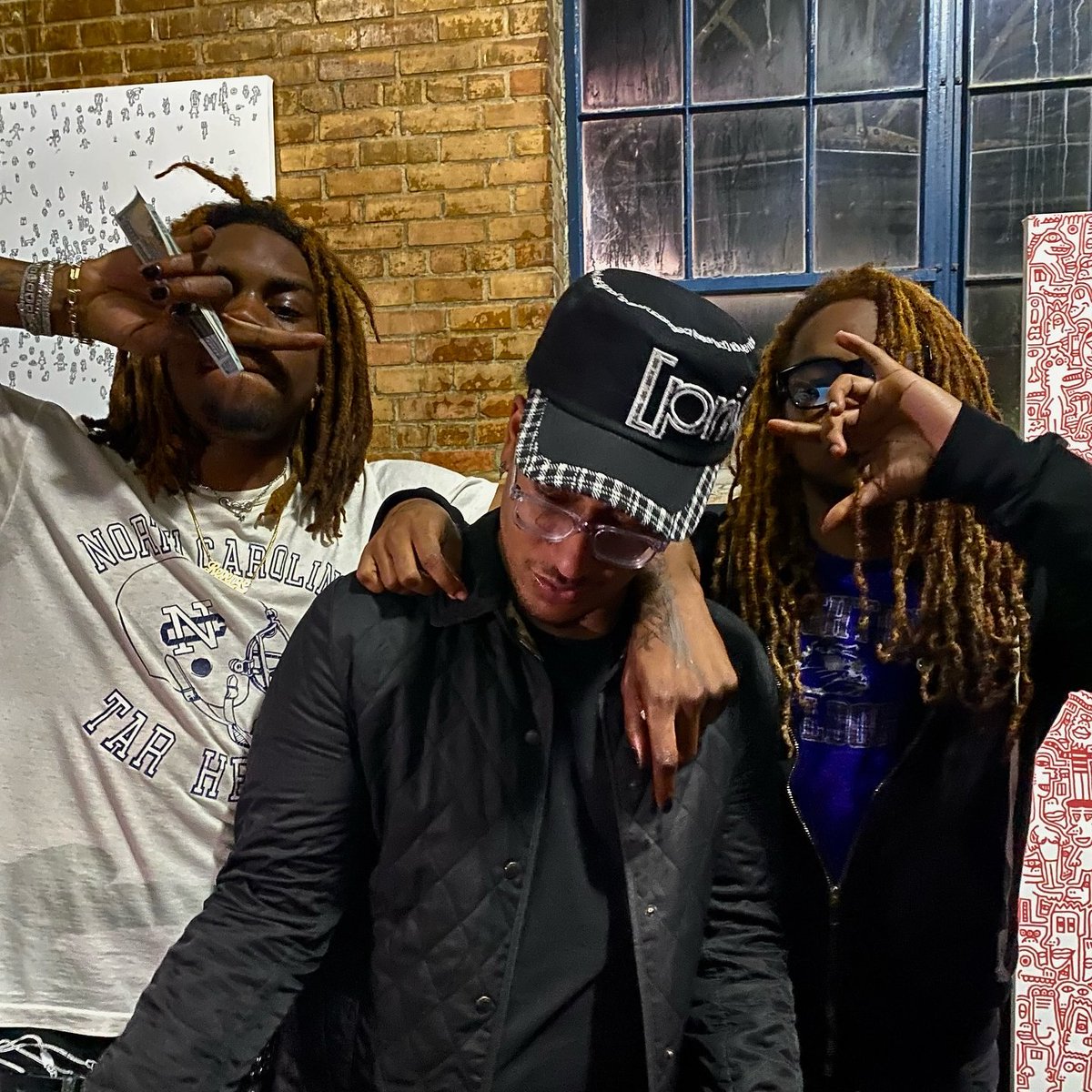 ripflexxico's tweet photo. DESIGNER JUNKIE! https://t.co/BlThDVITpq