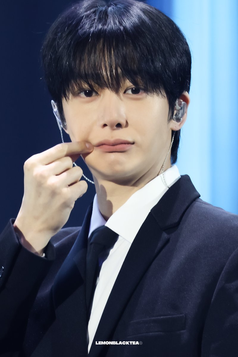 lemonblackteamx's tweet photo. 260201 THE X : NEXUS SOUNDCHECK
볼콕에서 볼꼬집까지 자연스럽게에😗

#형원 #HYUNGWON #몬스타엑스 #MONSTAX #MONSTA_X https://t.co/4LDna0pOAt