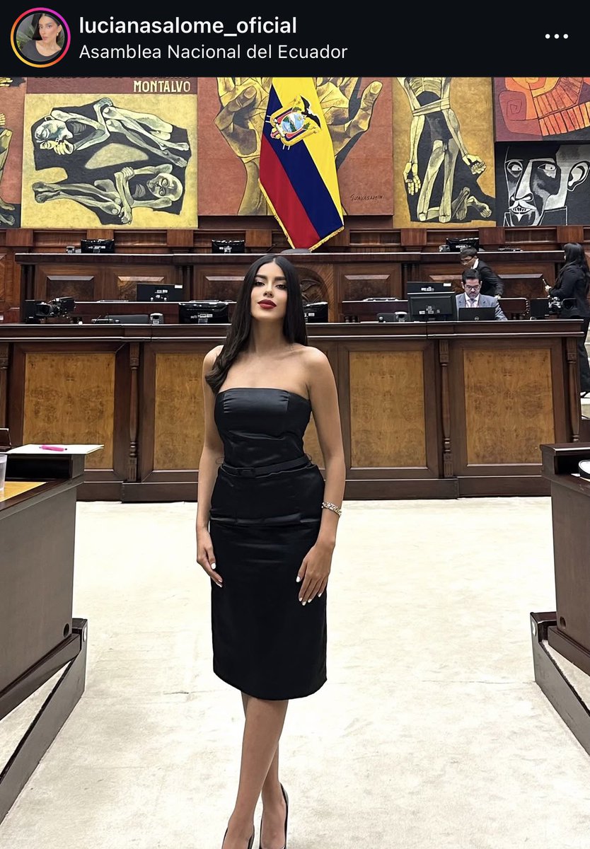 LaHistoria tweet media