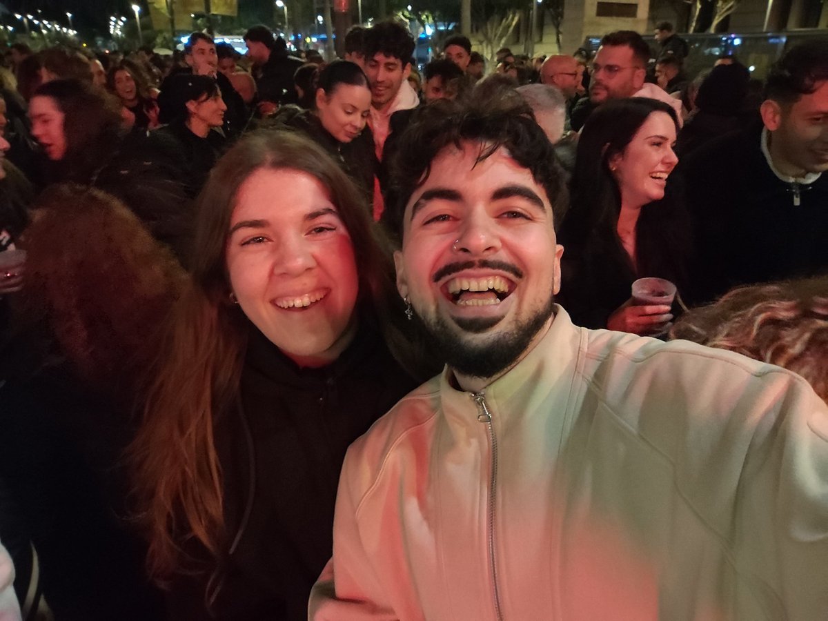 ╣ Laura 🍉 tweet media