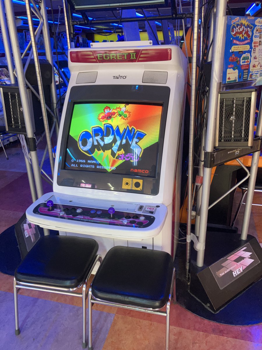 Taito_Hey's tweet photo. ２階の配信台で現在 #オーダイン が2月10日（火）まで配信中です。
ご視聴はこちら🔽
youtube https://t.co/iiFtcGWfjo
ニコニコ生放送 https://t.co/Jm7yGppB05 
#namco #ORDYNE #秋葉原Hey #タイトー生放送 https://t.co/CQXrghGGTU