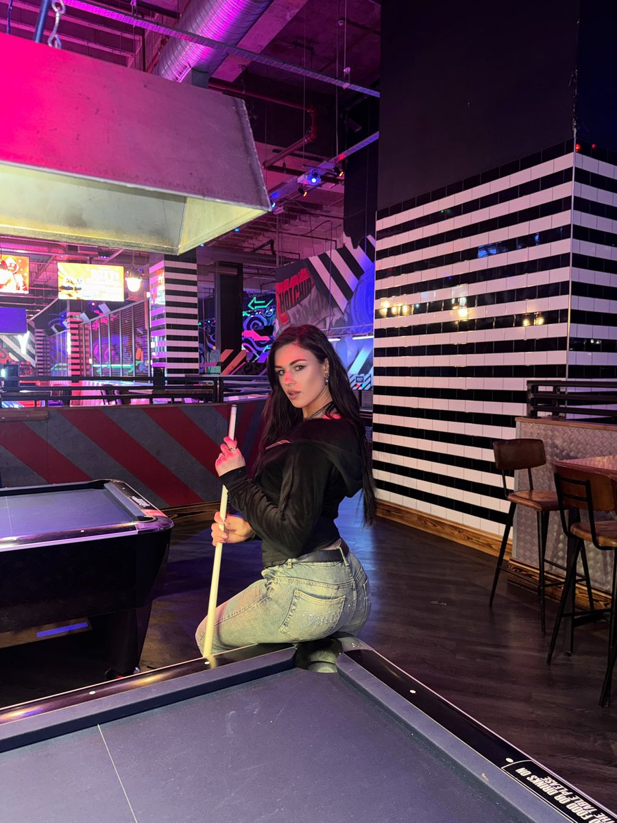 Feeling lucky?
Customs available 💋❤️🎱
