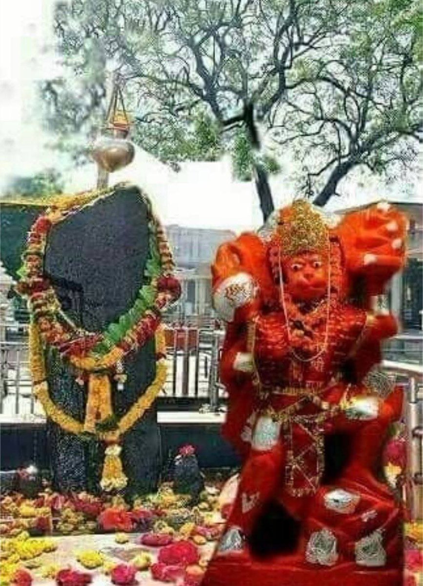 #ॐ शनि शनिस्चराये नमः
#नीलांजना समाभासं रविपुत्रम यमाग्रजम्, छाया मार्तंड संभुतम,तम नमामि शनैश्चरम।

#ॐ नमो हनुमते रुद्रावताराय #सर्वशत्रुसंहारणाय सर्वरोग हराय सर्ववशीकरणाय रामदूताय स्वाहा।

स्मरण रहें 
#प्रेम हो
या
#इज्जत हो, 
चाहे वो 
#दौलत ही हो, 
उसको संभाल कर रखना 
हमारे लिए