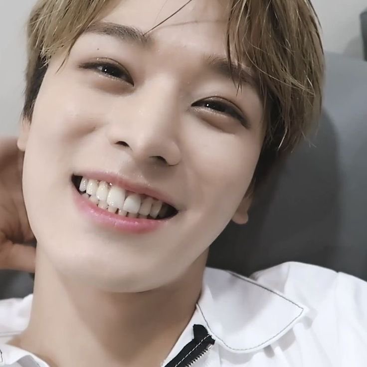 우리 주연이가 항상 이렇게 웃는 일만 가득했으면
U smile I smile 😸